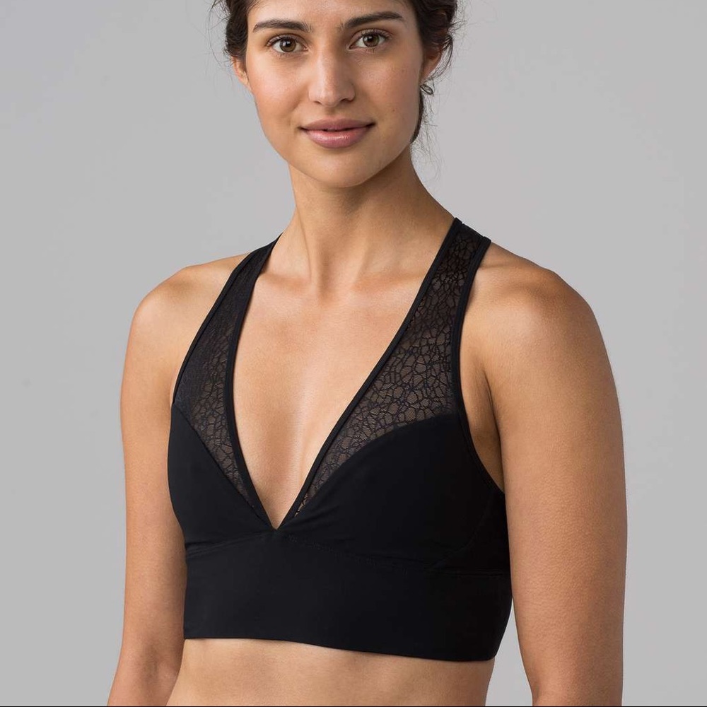 Lulu Lemon Twist and Train Bra